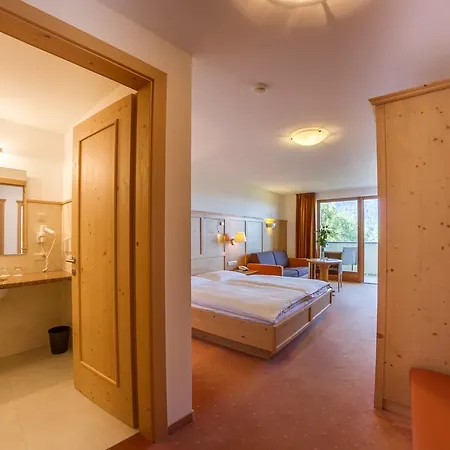 Otel Plunger 3*